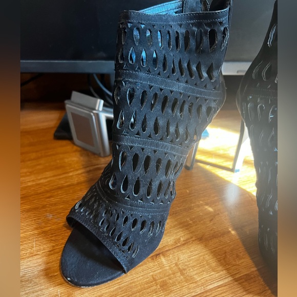 Aldo heeled booty - Picture 3 of 7